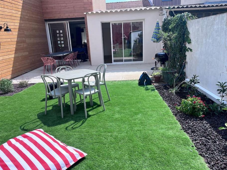 Maison Climatisee, Piscine, A 5 Minutes Des Grands Buffets Narbonne Exterior photo